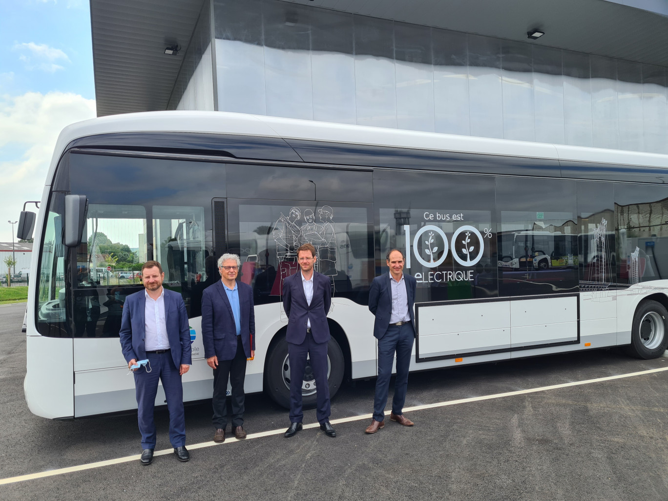 Pour cette rentrée, 8 nouveaux bus électriques supplémentaires intègre le réseau. (Photo TAE)